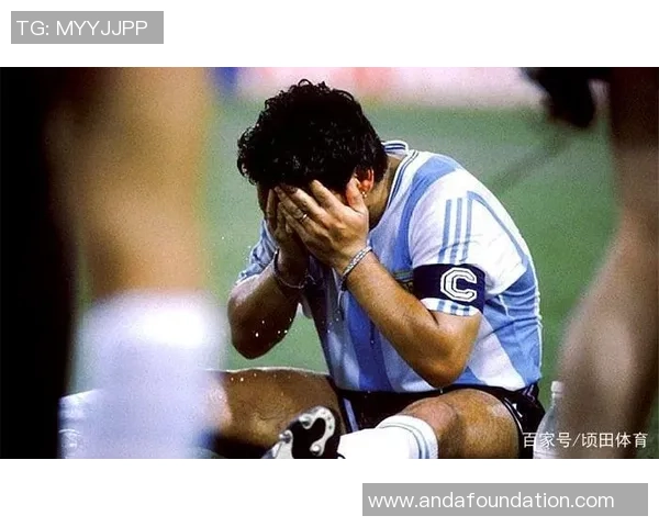 足球明星失恋背后的心酸故事与感人瞬间视频合集